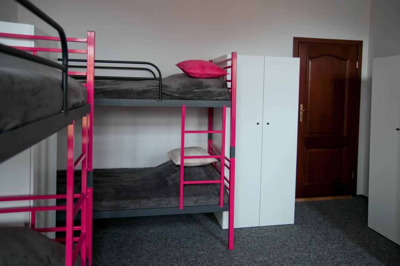 Rodmos Hostel Люблин Экстерьер фото