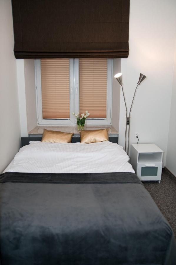 Rodmos Hostel Люблин Экстерьер фото